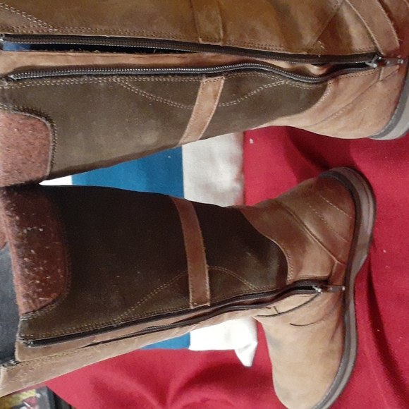 L.L. BEAN TALL BOOTS - Picture 6 of 12